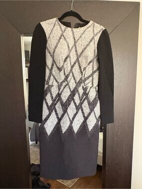 Black and White Patterned Long Sleeve Sheath Dress